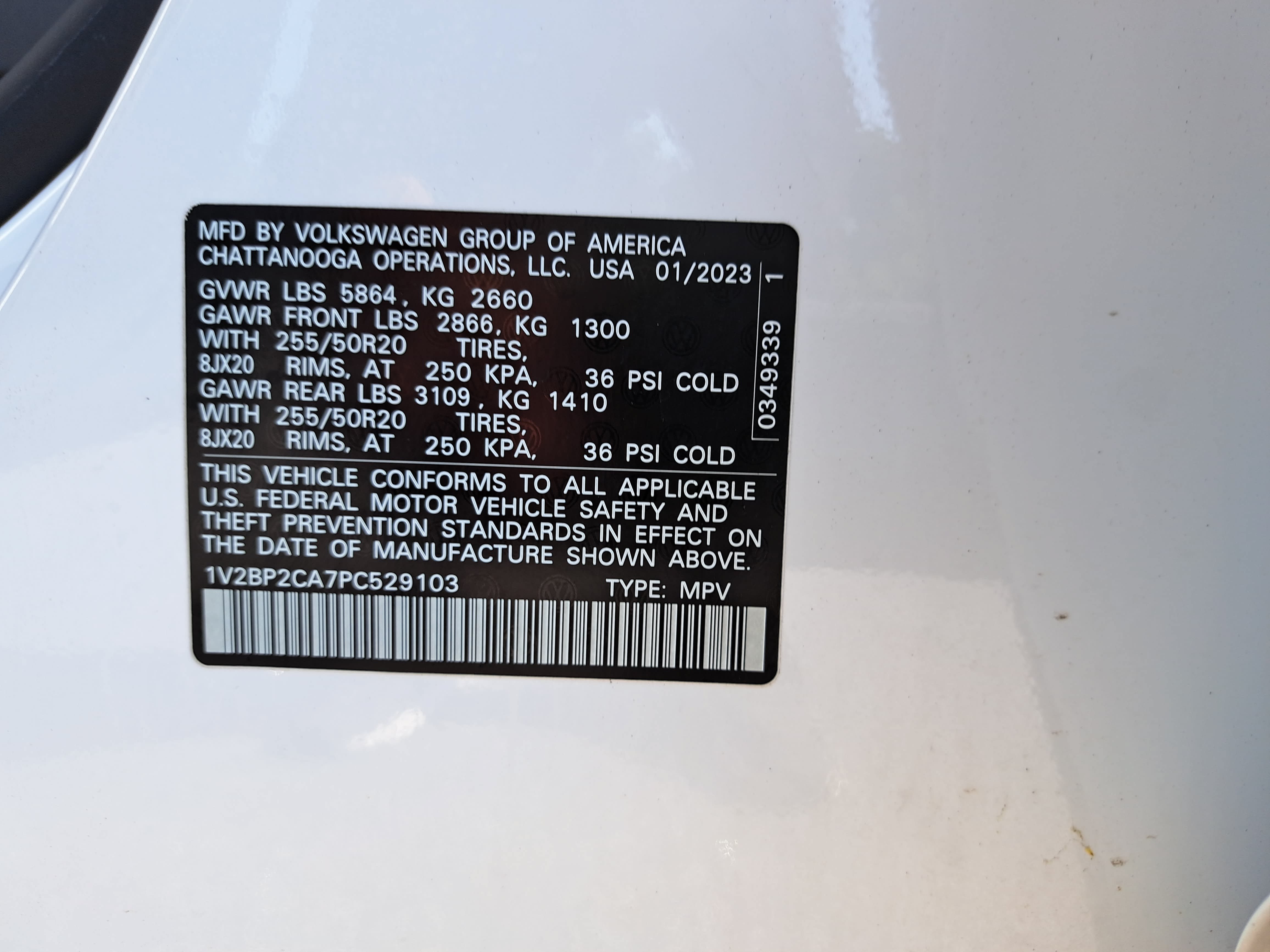 Used 2023 Volkswagen Atlas SEL AWD/4WD image 35
