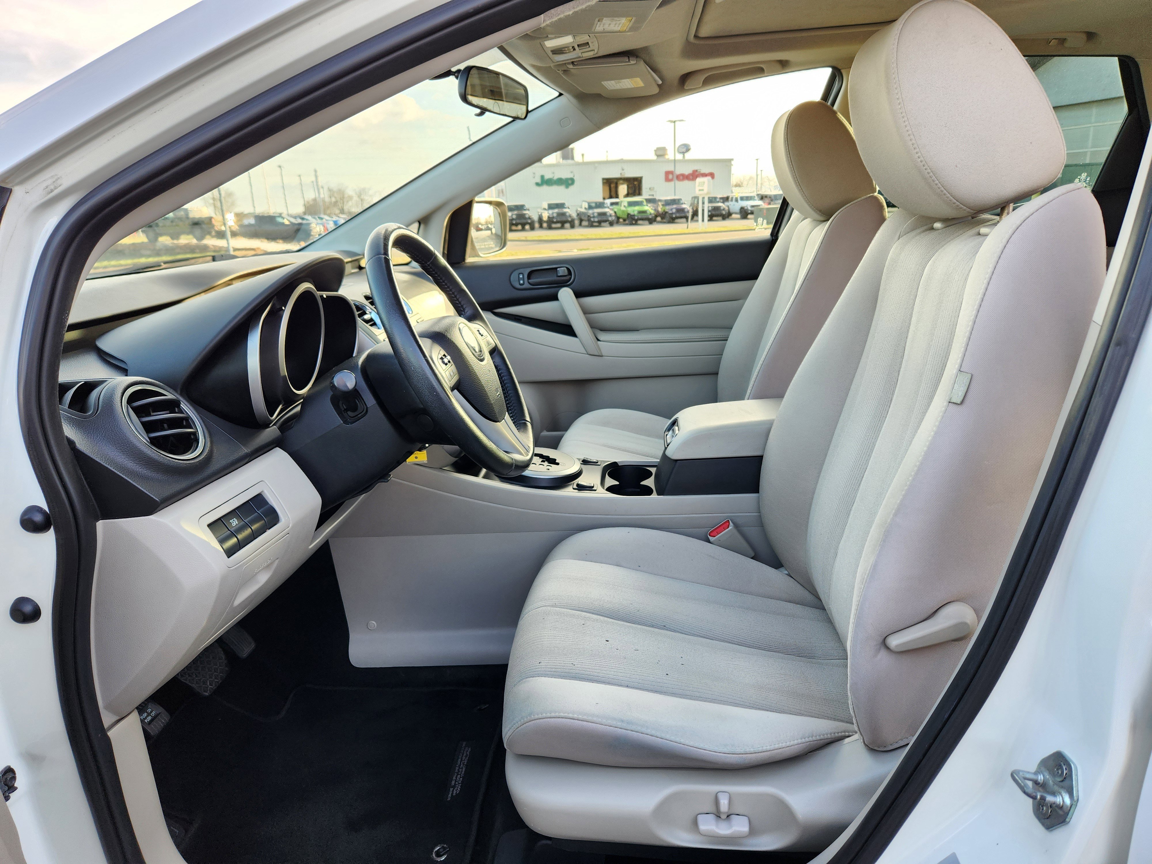 Used 2012 MAZDA CX-7 i Sport w/ Convenience Pkg FWD image 12