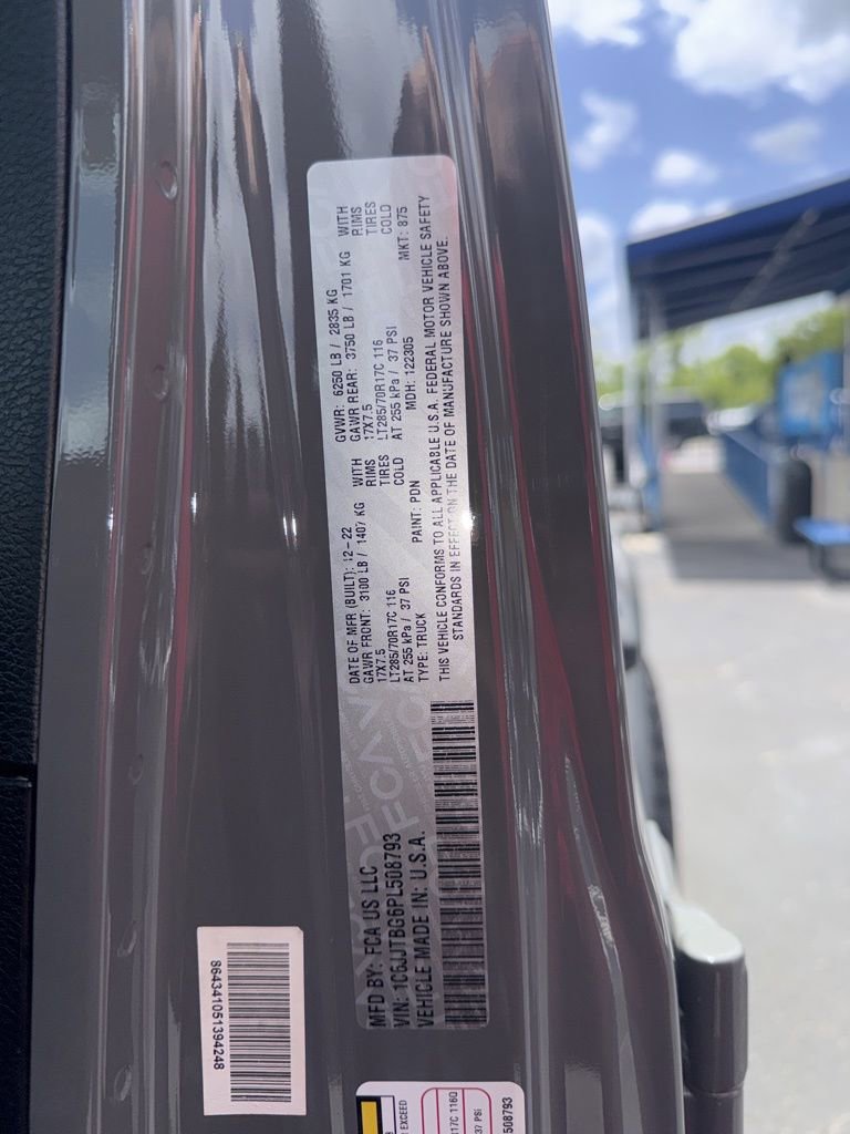 Used 2023 Jeep Gladiator Rubicon w/ LED Lighting Group image 12