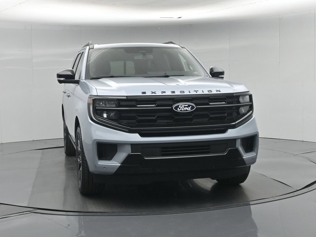 New 2027 Ford Expedition Platinum w/ Stealth Appearance Package AWD/4WD image 32