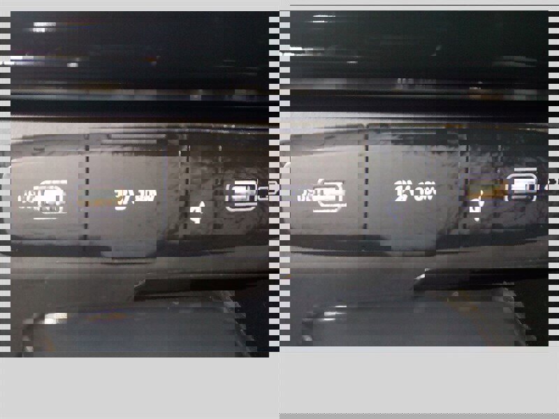 Used 2023 Hyundai Santa Cruz Limited image 28