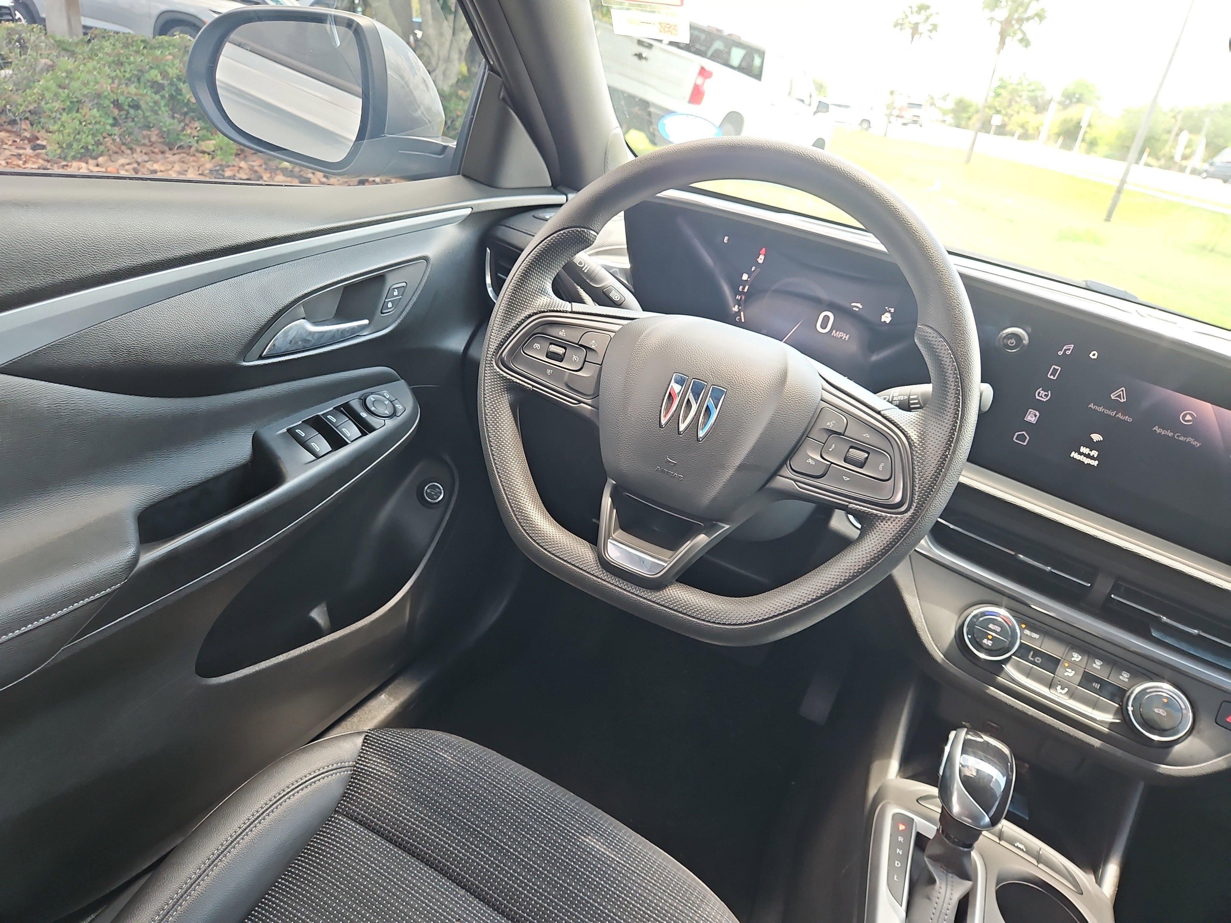 Used 2024 Buick Envista Preferred w/ Convenience II Package FWD image 26