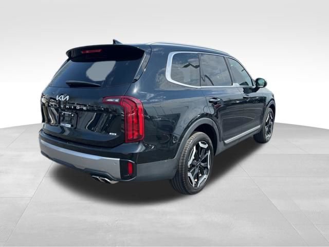 Used 2025 Kia Telluride S image 7