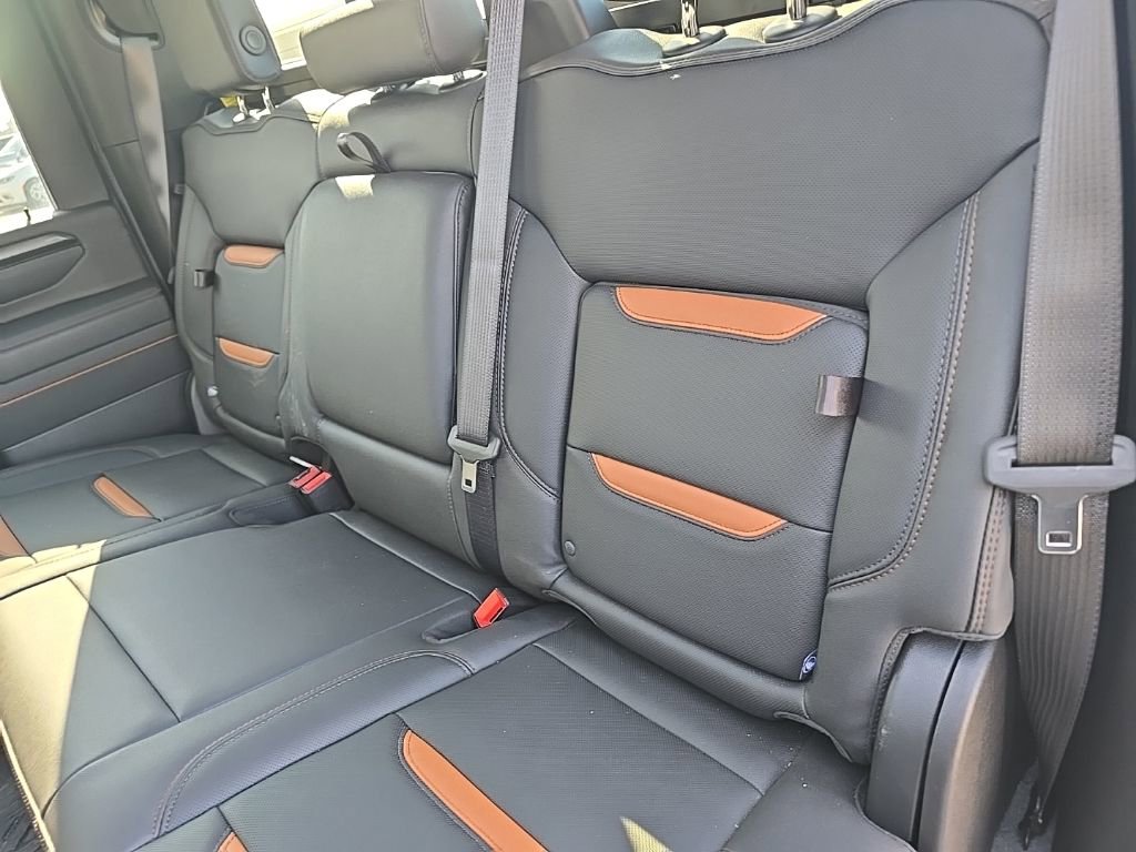 Used 2026 GMC Sierra 2500 AT4 w/ AT4 Premium Plus Package image 15