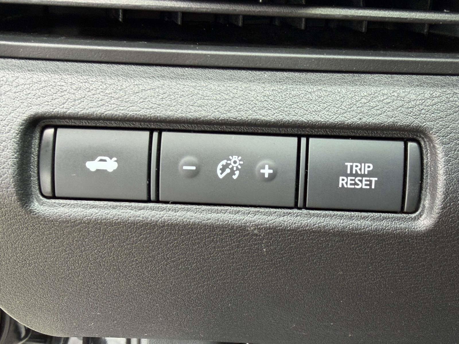 Used 2023 Nissan Altima 2.5 SV FWD image 24