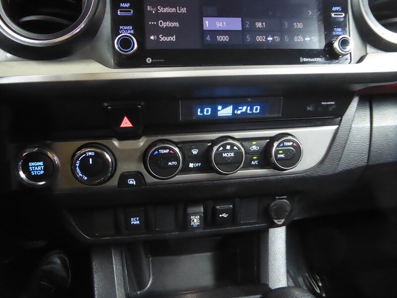 Used 2023 Toyota Tacoma SR5 AWD/4WD image 14