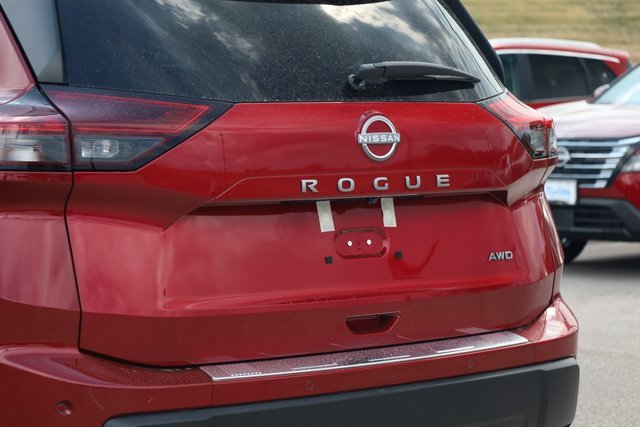 New 2026 Nissan Rogue SV w/ Cold Weather Package image 7