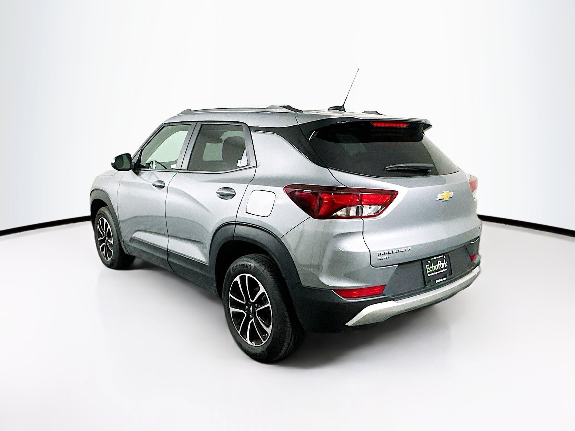 Used 2025 Chevrolet TrailBlazer LT AWD/4WD image 5