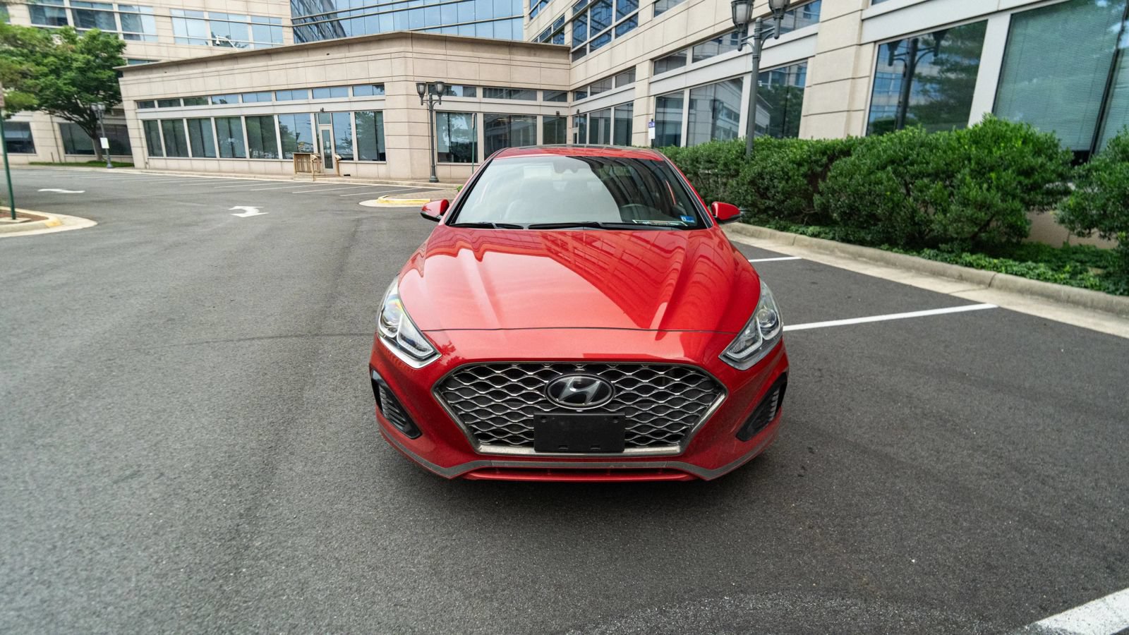 Used 2019 Hyundai Sonata Sport w/ Tech Package 03 FWD image 8