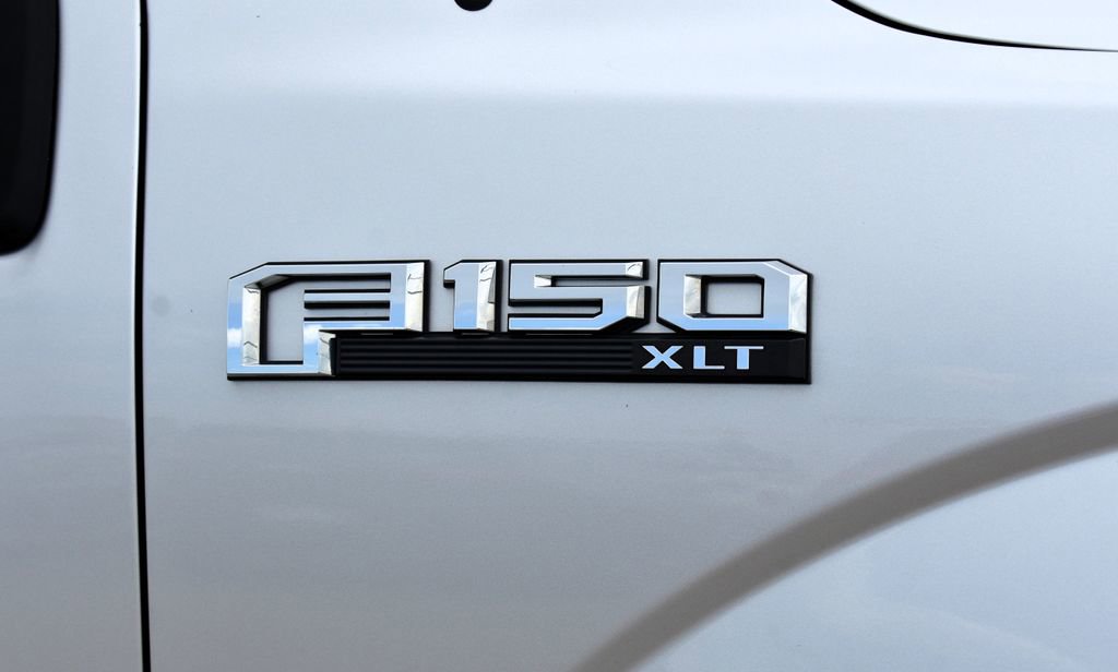 Used 2017 Ford F150 XLT image 8