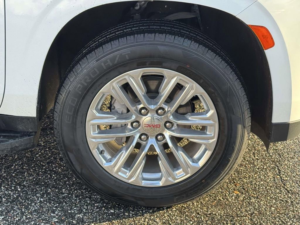 Used 2024 GMC Yukon SLT image 7