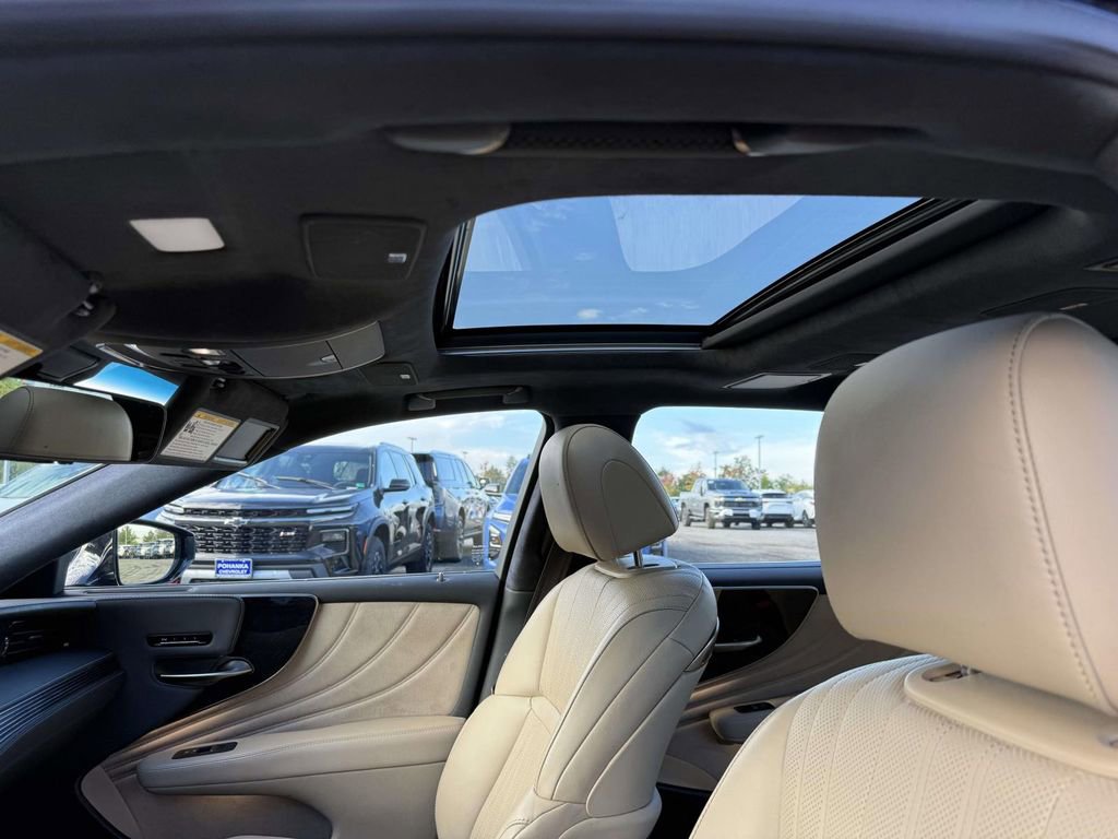Used 2022 Lexus LS 500 AWD w/ Interior Upgrade Package image 20