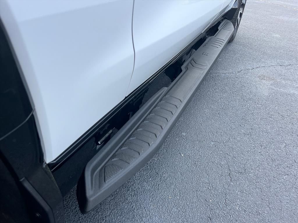 New 2025 Chevrolet Silverado EV RST image 30