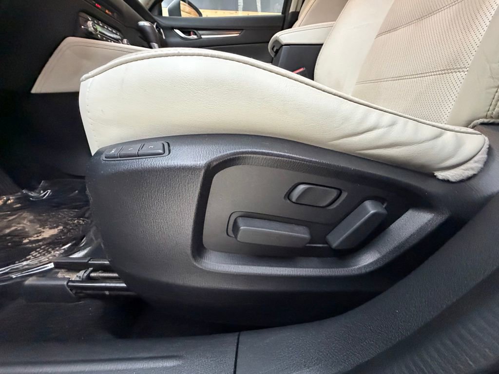 Used 2019 MAZDA CX-5 Grand Touring w/ GT Premium Package AWD/4WD image 26