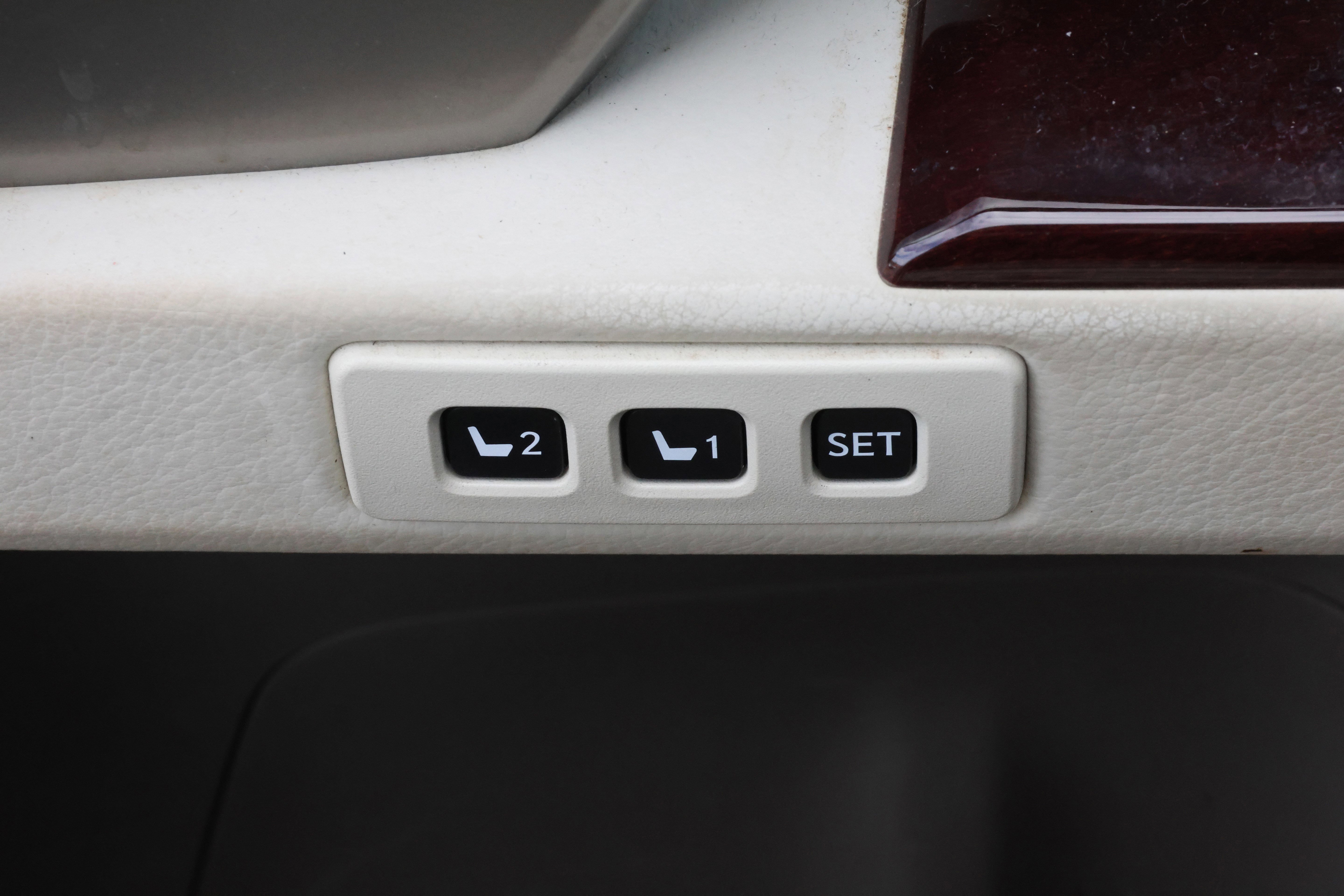 Used 2017 Lexus GX 460 Premium image 14