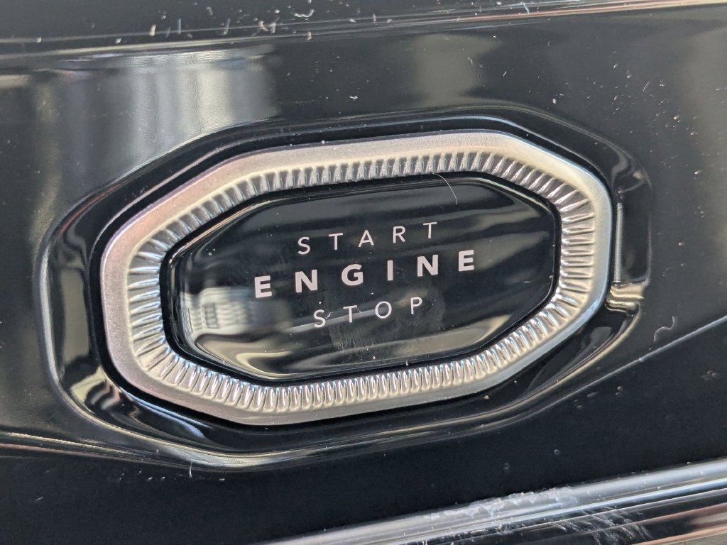 New 2026 Jeep Grand Cherokee Altitude AWD/4WD image 23