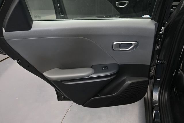 Used 2025 Kia K4 FWD image 32