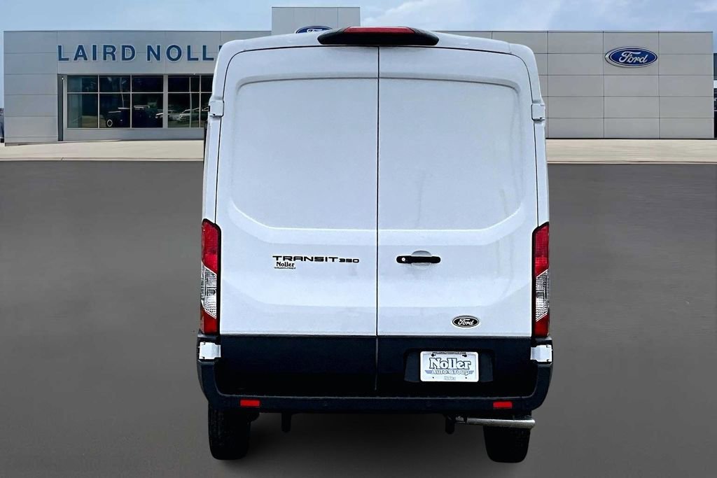 New 2026 Ford Transit 350 148 Medium Roof RWD image 4