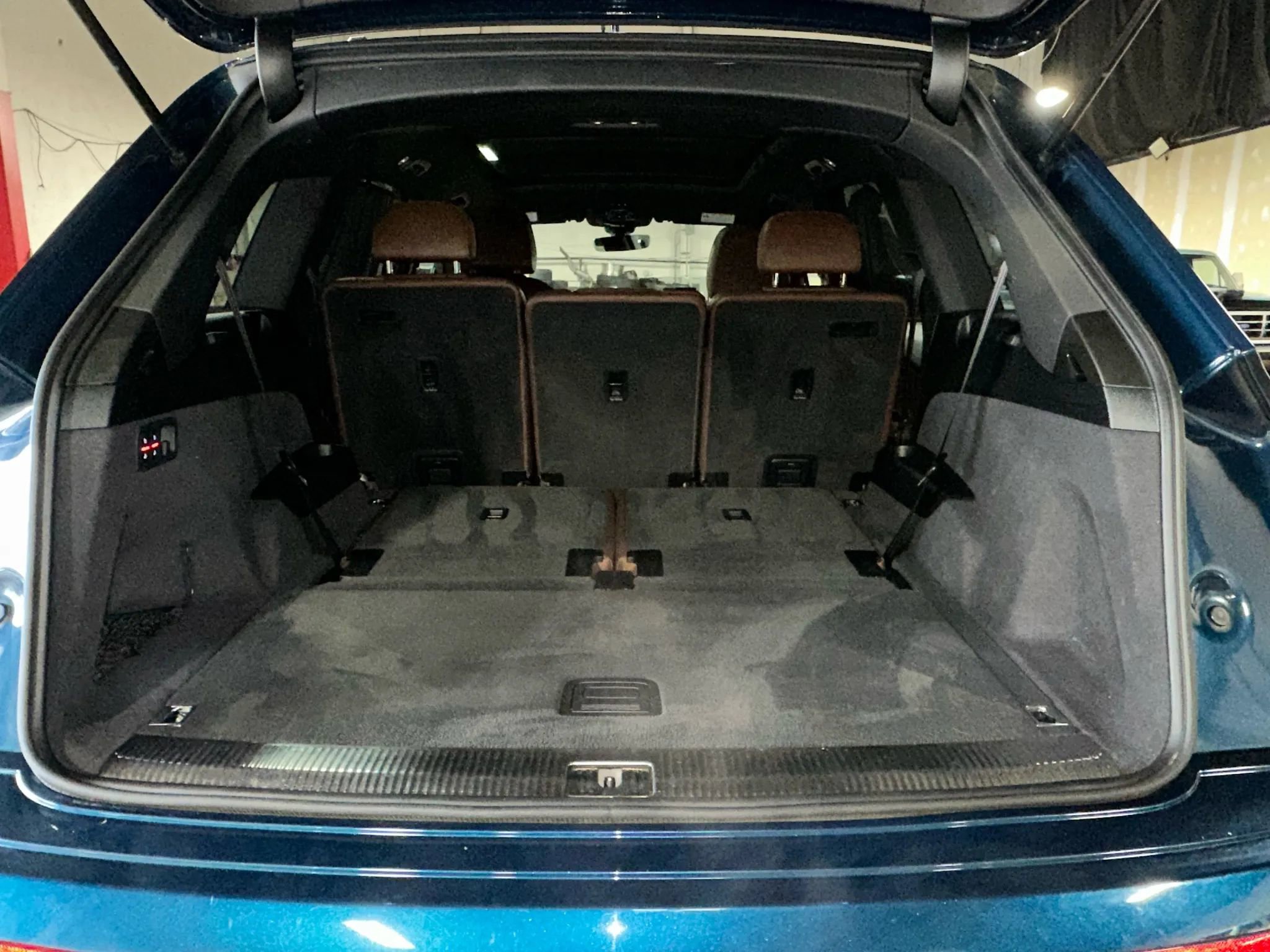 Used 2018 Audi Q7 3.0T Prestige w/ Prestige Package image 34