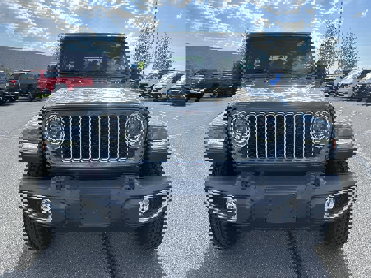 Used 2025 Jeep Wrangler Sahara w/ Safety Group AWD/4WD image 12