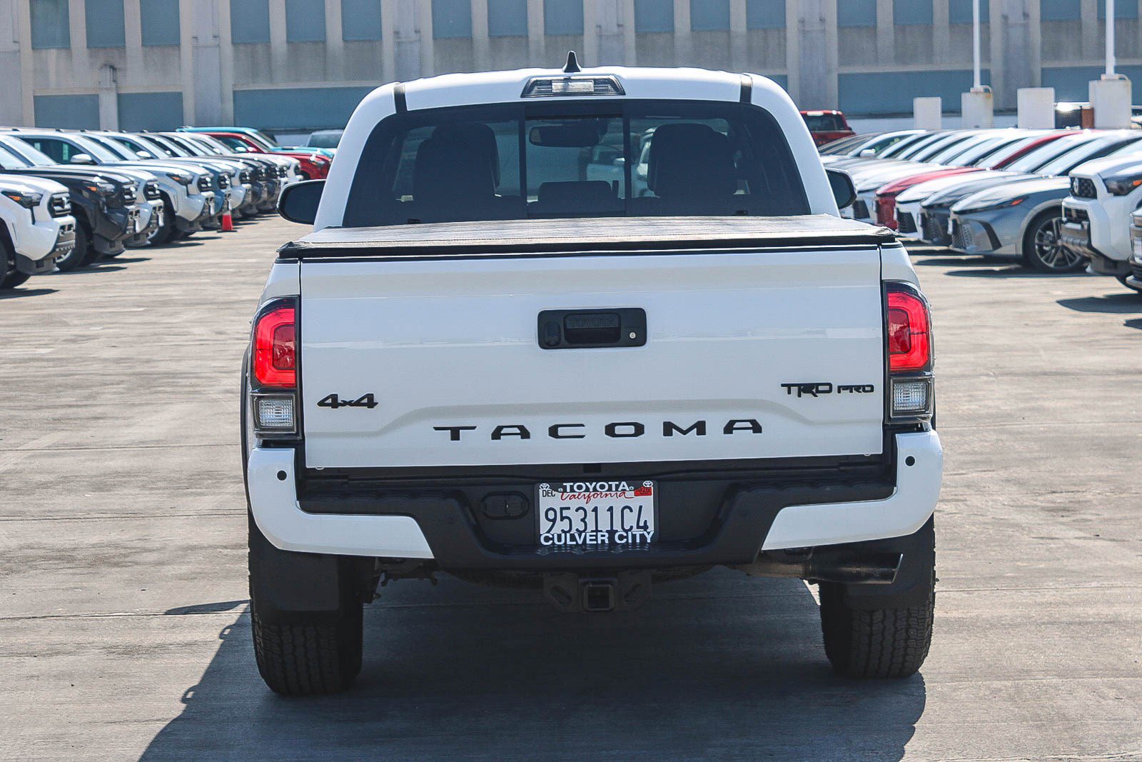 Certified 2022 Toyota Tacoma TRD Pro AWD/4WD image 8