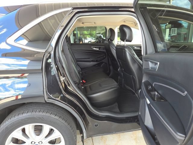 Used 2019 Ford Edge Titanium AWD/4WD image 52
