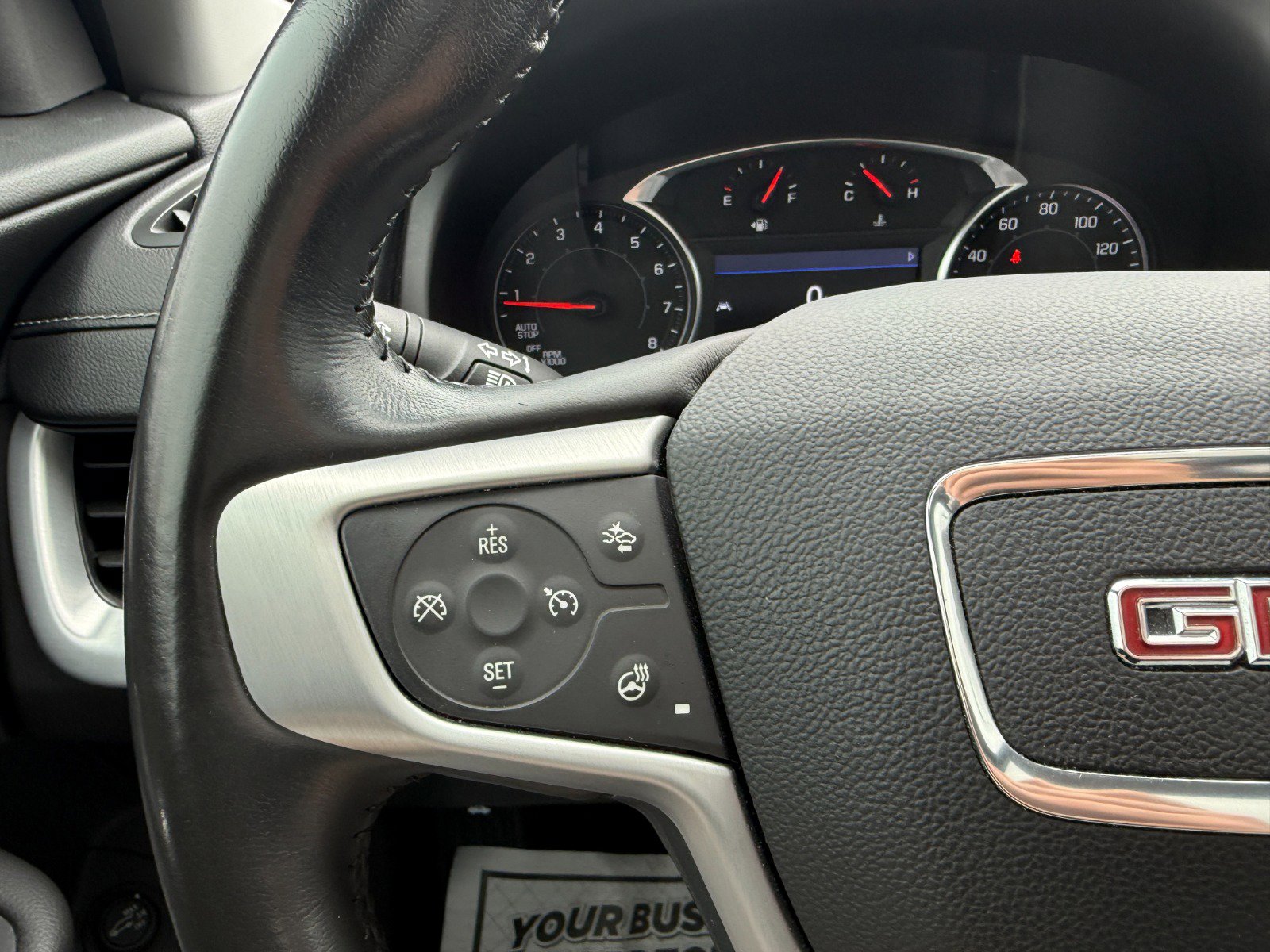 Used 2022 GMC Terrain SLT w/ Elevation Edition image 26