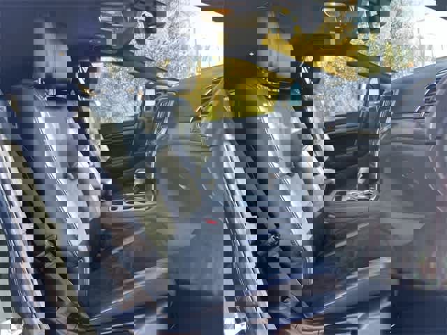 Used 2018 Jeep Grand Cherokee Altitude image 12