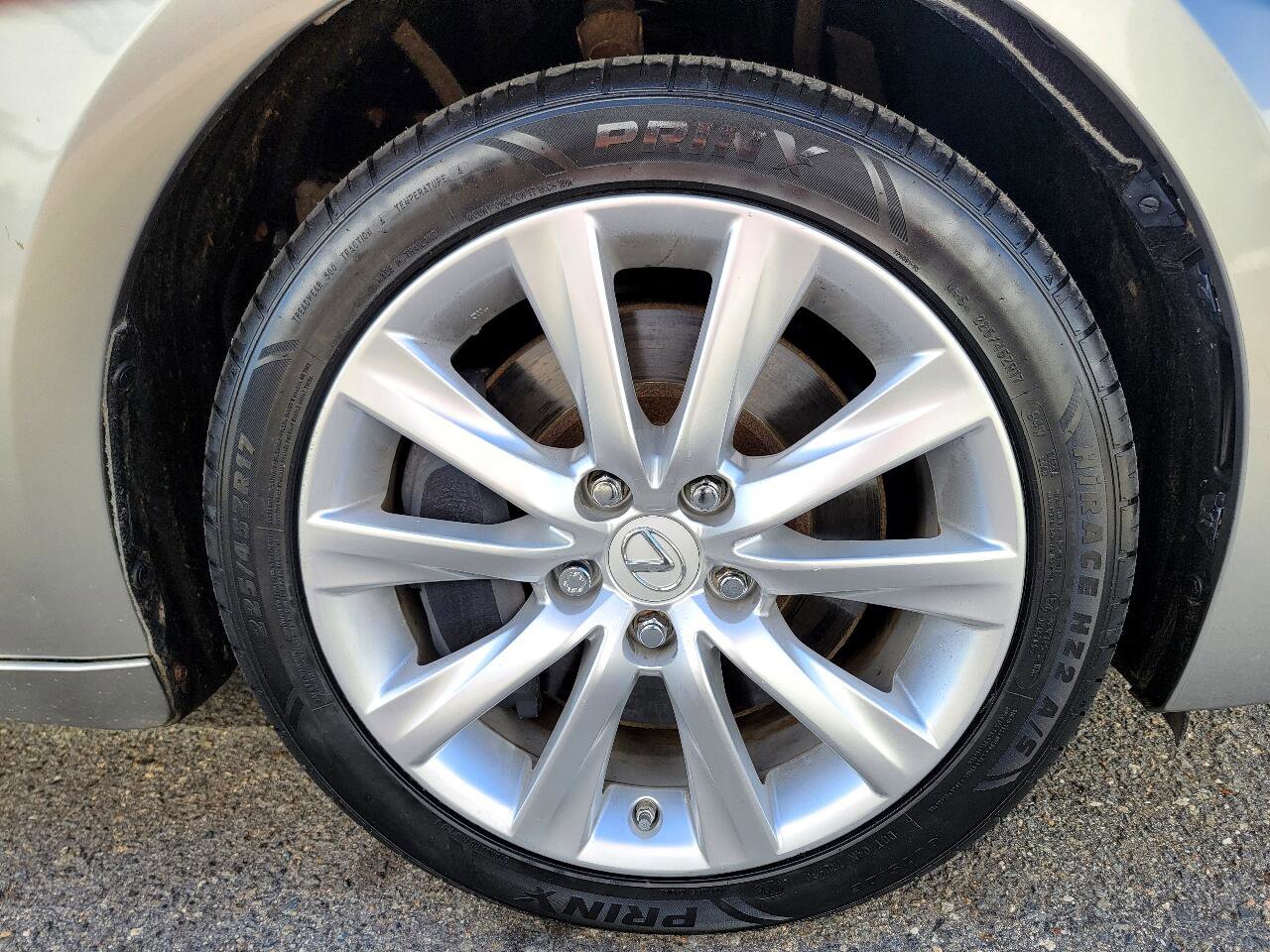 Used 2016 Lexus IS 300 AWD image 22