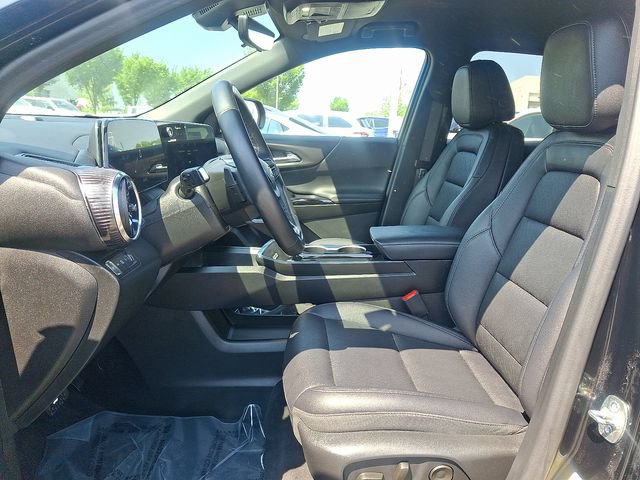 Used 2025 Chevrolet Equinox LT w/ Convenience Package II AWD/4WD image 13