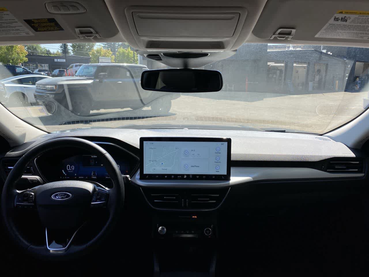 Used 2025 Ford Escape Platinum AWD/4WD image 13