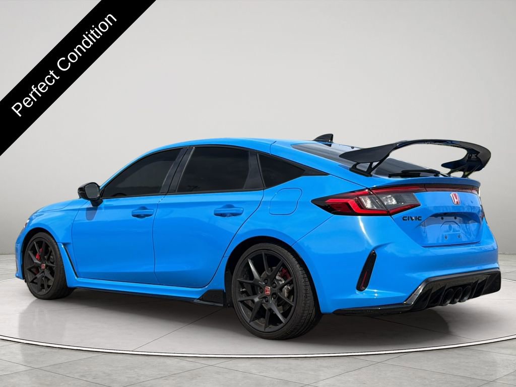 Used 2024 Honda Civic Type R image 3