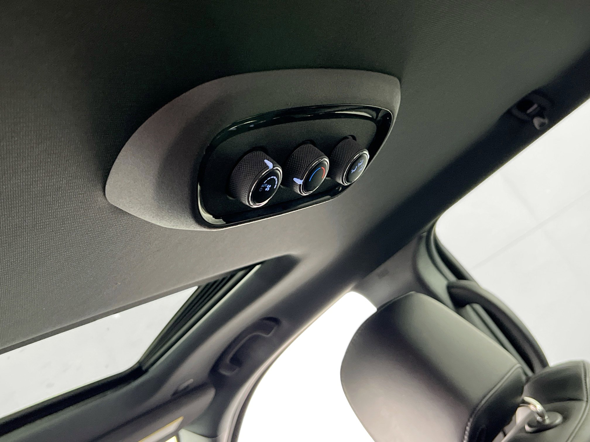 Used 2022 Dodge Durango GT image 25