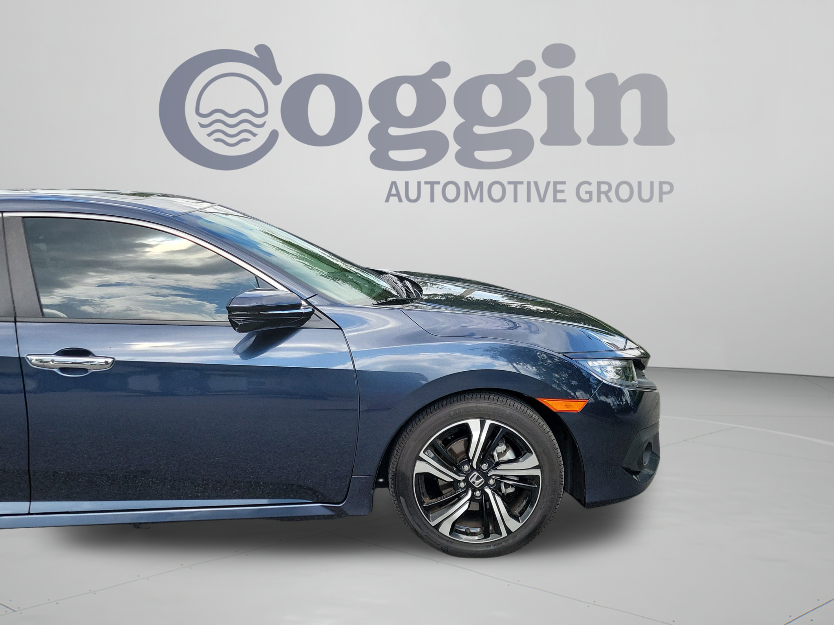 Used 2017 Honda Civic Touring image 24