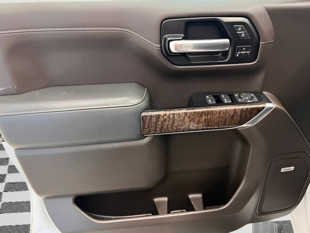 Used 2019 GMC Sierra 1500 Denali w/ Denali Ultimate Package AWD/4WD image 12