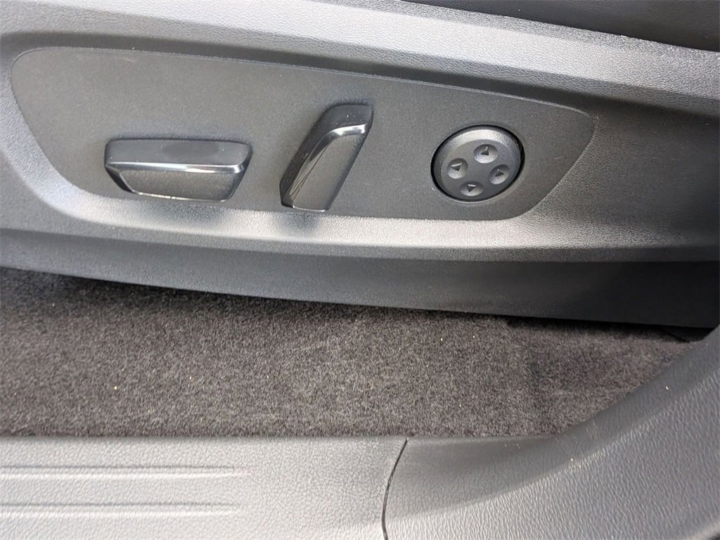 Certified 2025 INFINITI QX60 Luxe image 13