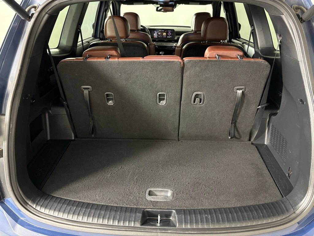 Used 2023 Kia Telluride EX w/ EX Captain's Chair Package FWD image 41