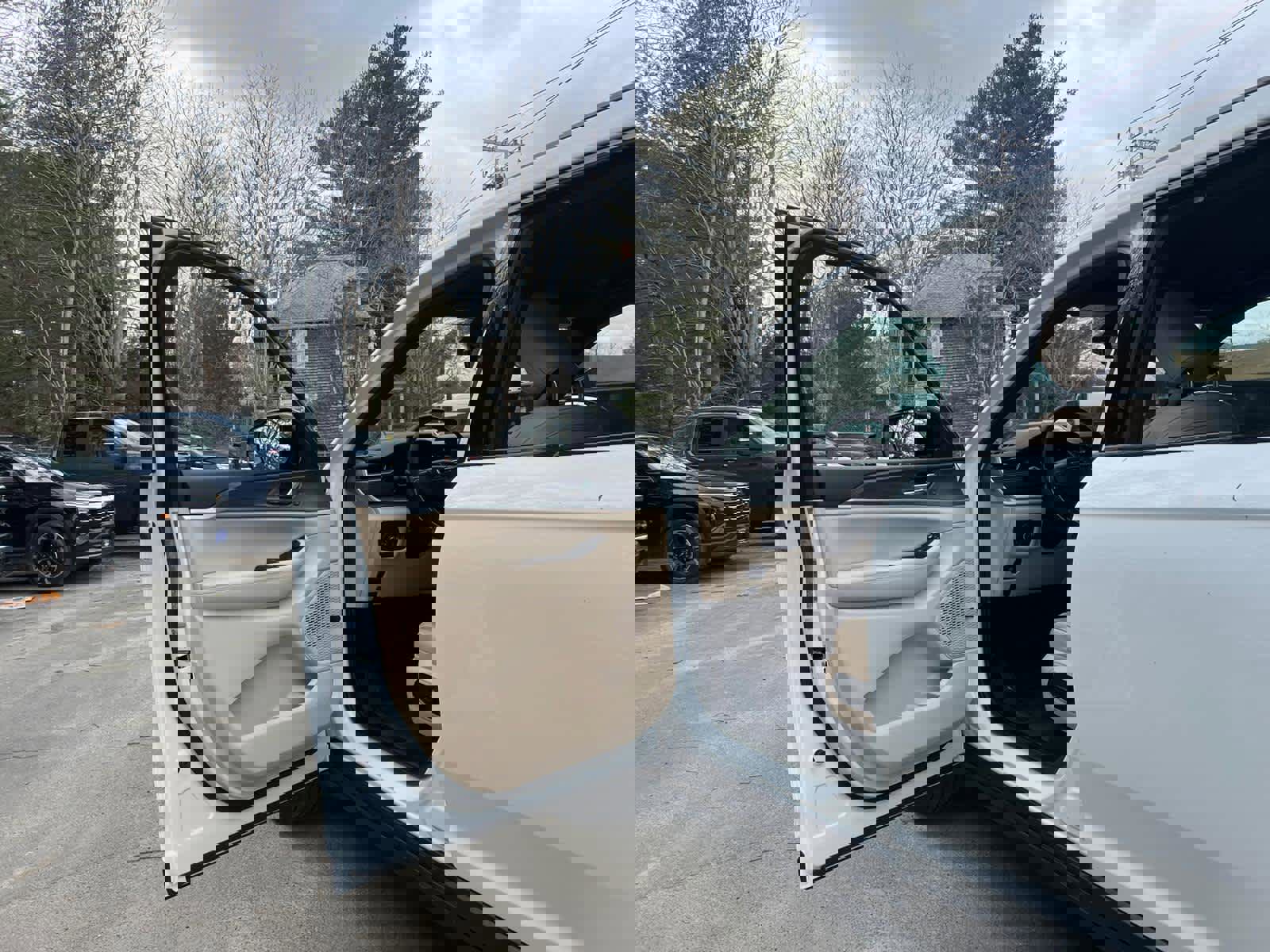 Used 2023 Jeep Grand Cherokee L Limited w/ Luxury Tech Group II image 15