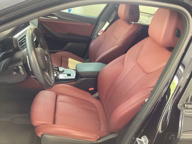Used 2025 BMW X4 xDrive30i w/ Premium Package AWD/4WD image 9