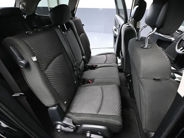 Used 2019 Dodge Journey SE FWD image 39