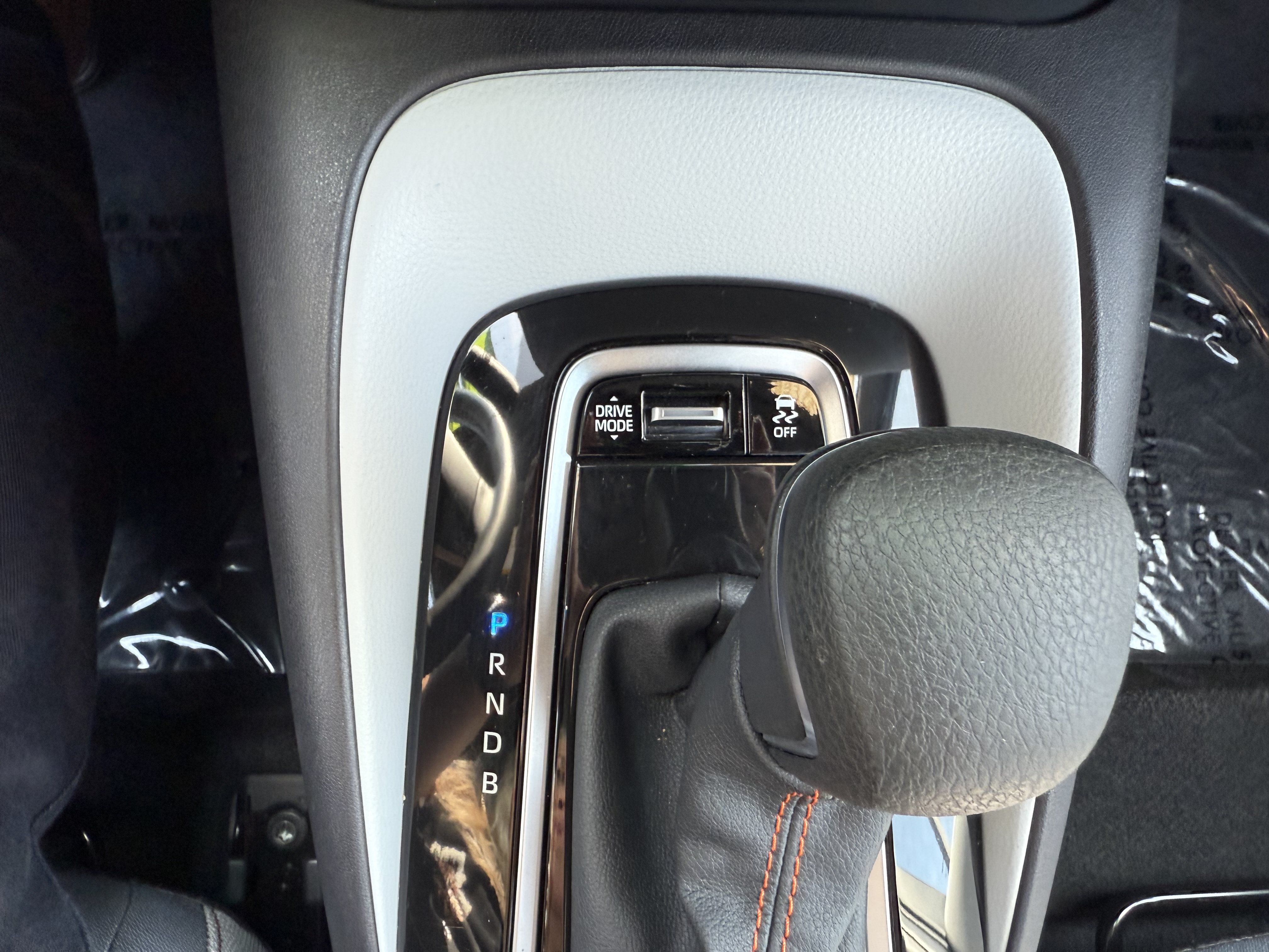 Certified 2025 Toyota Corolla FX w/ Convenience Package FWD image 27