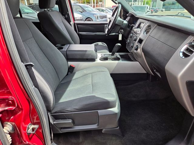 Used 2017 Ford Expedition EL XLT image 16