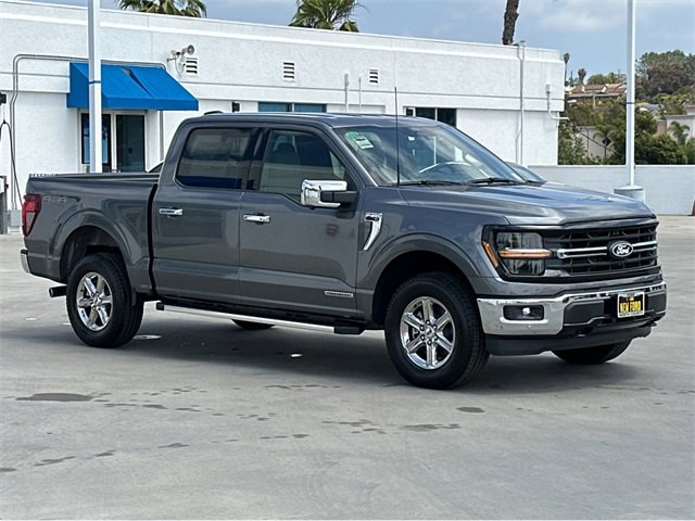 New 2025 Ford F150 XLT w/ Equipment Group 302A MID image 3