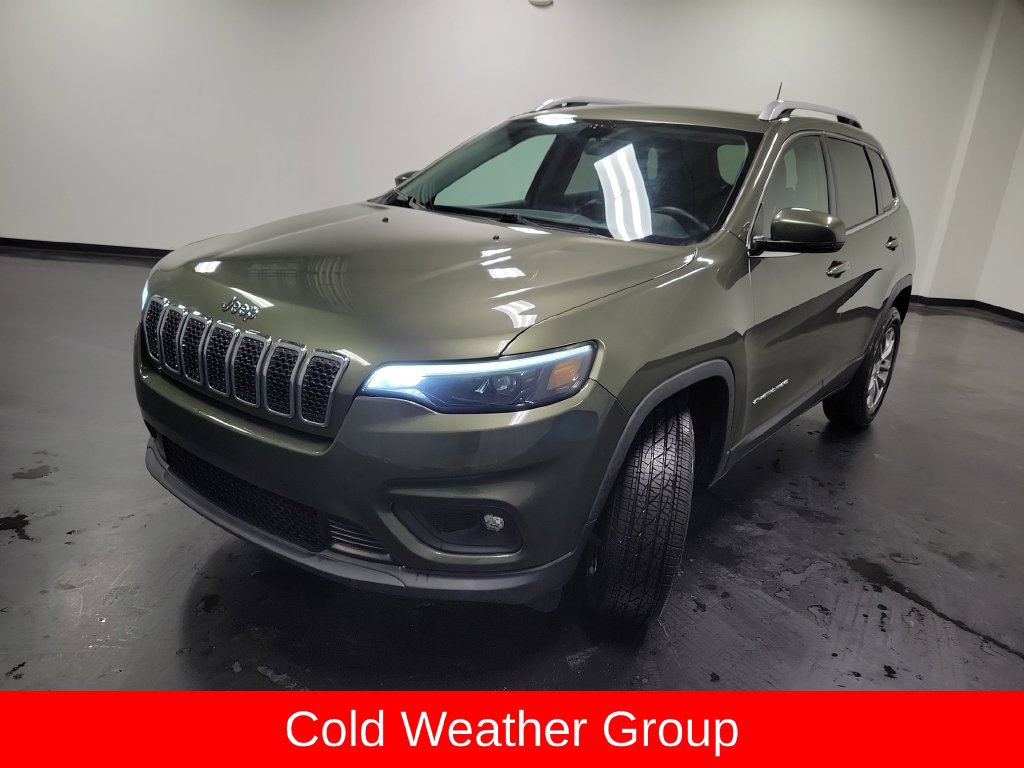 Used 2019 Jeep Cherokee Latitude Plus w/ Cold Weather Group AWD/4WD image 5