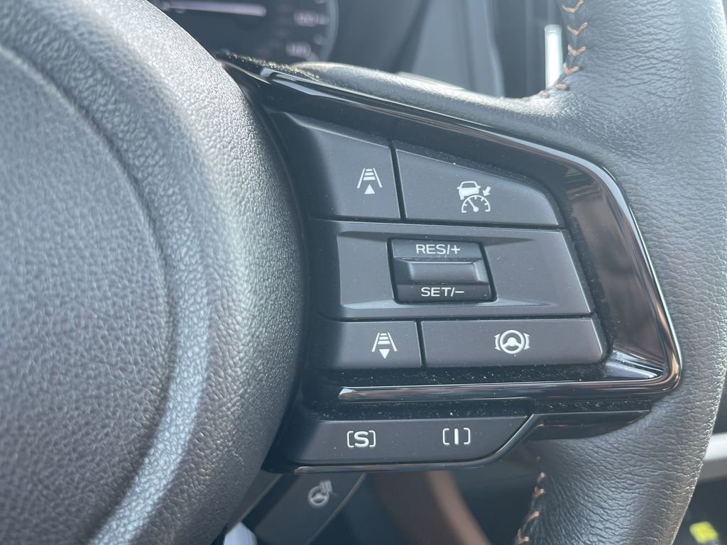 Used 2025 Subaru Forester Touring w/ Popular Package - Touring image 21