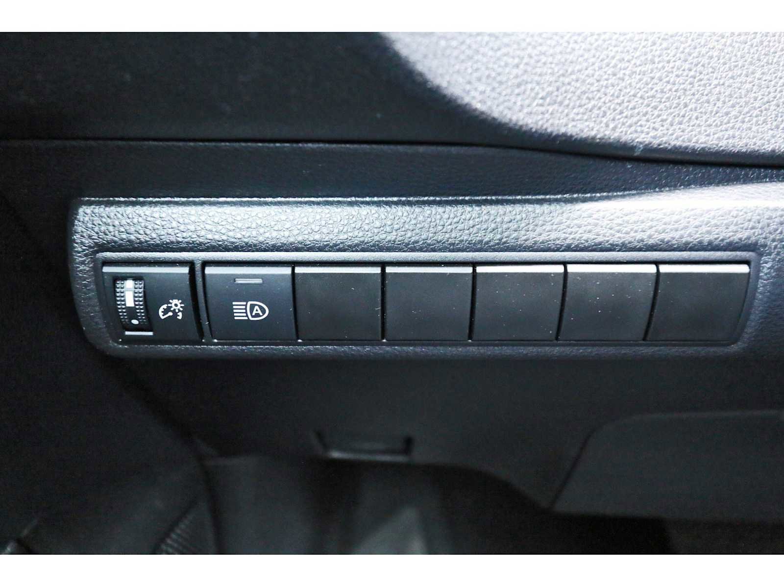 Used 2026 Toyota Corolla LE image 19