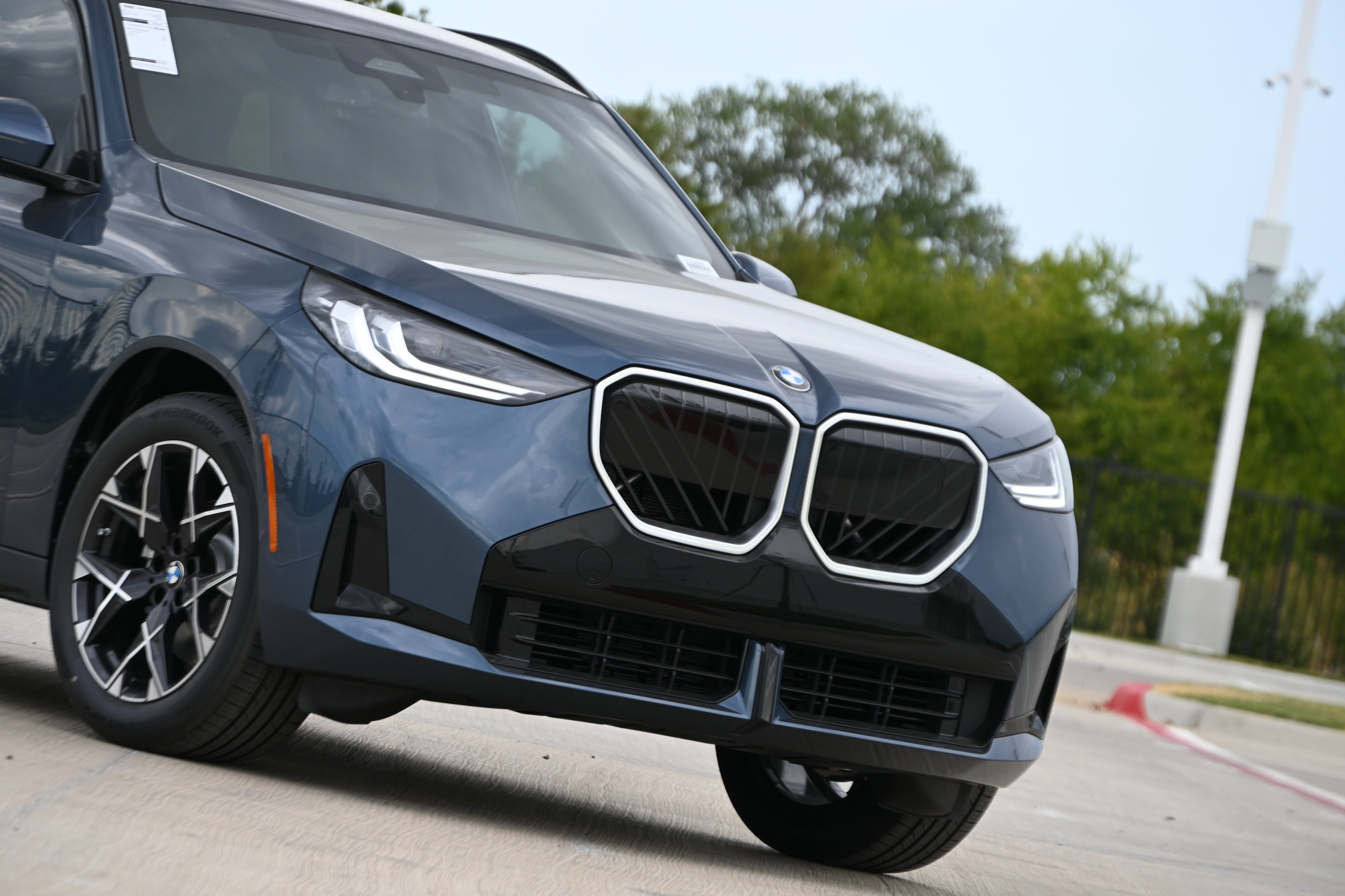 New 2026 BMW X3 xDrive30i w/ M Sport Package AWD/4WD image 30