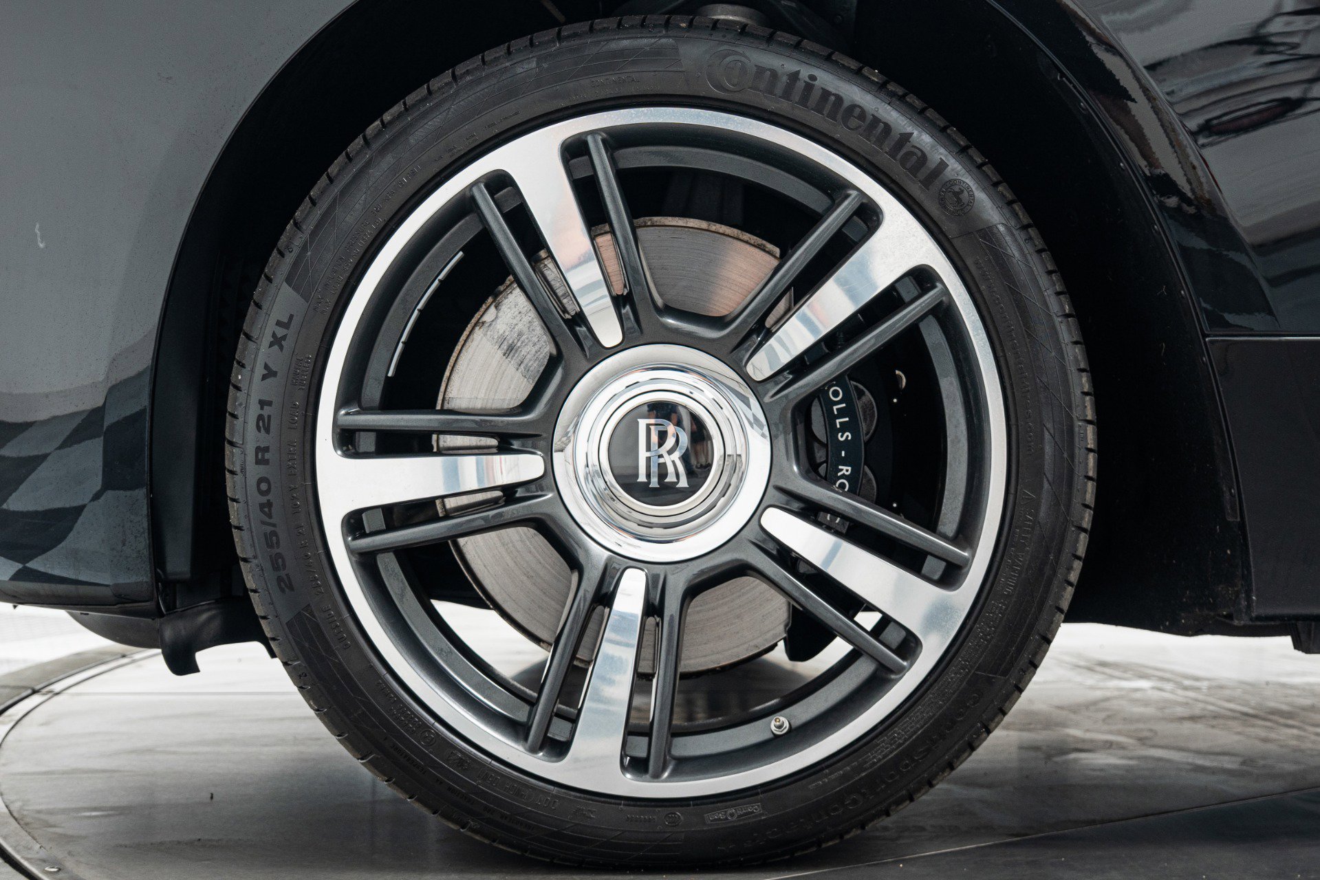 Used 2015 Rolls-Royce Wraith image 10