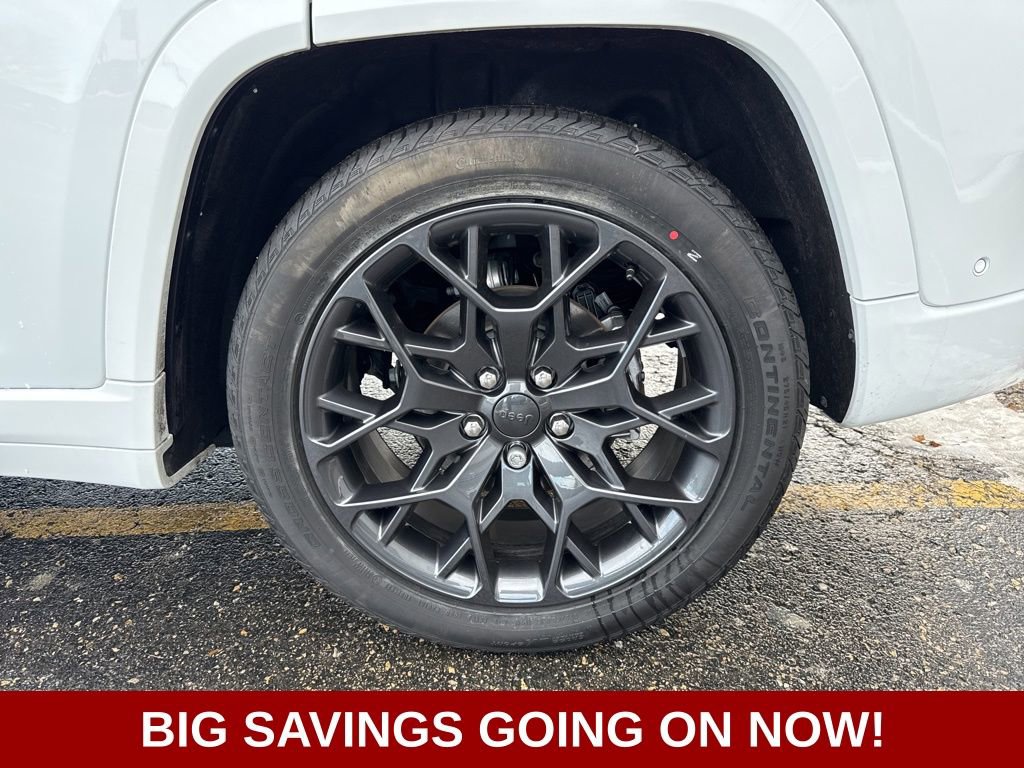 New 2025 Jeep Grand Cherokee Summit w/ Adv Protech Group IV image 17