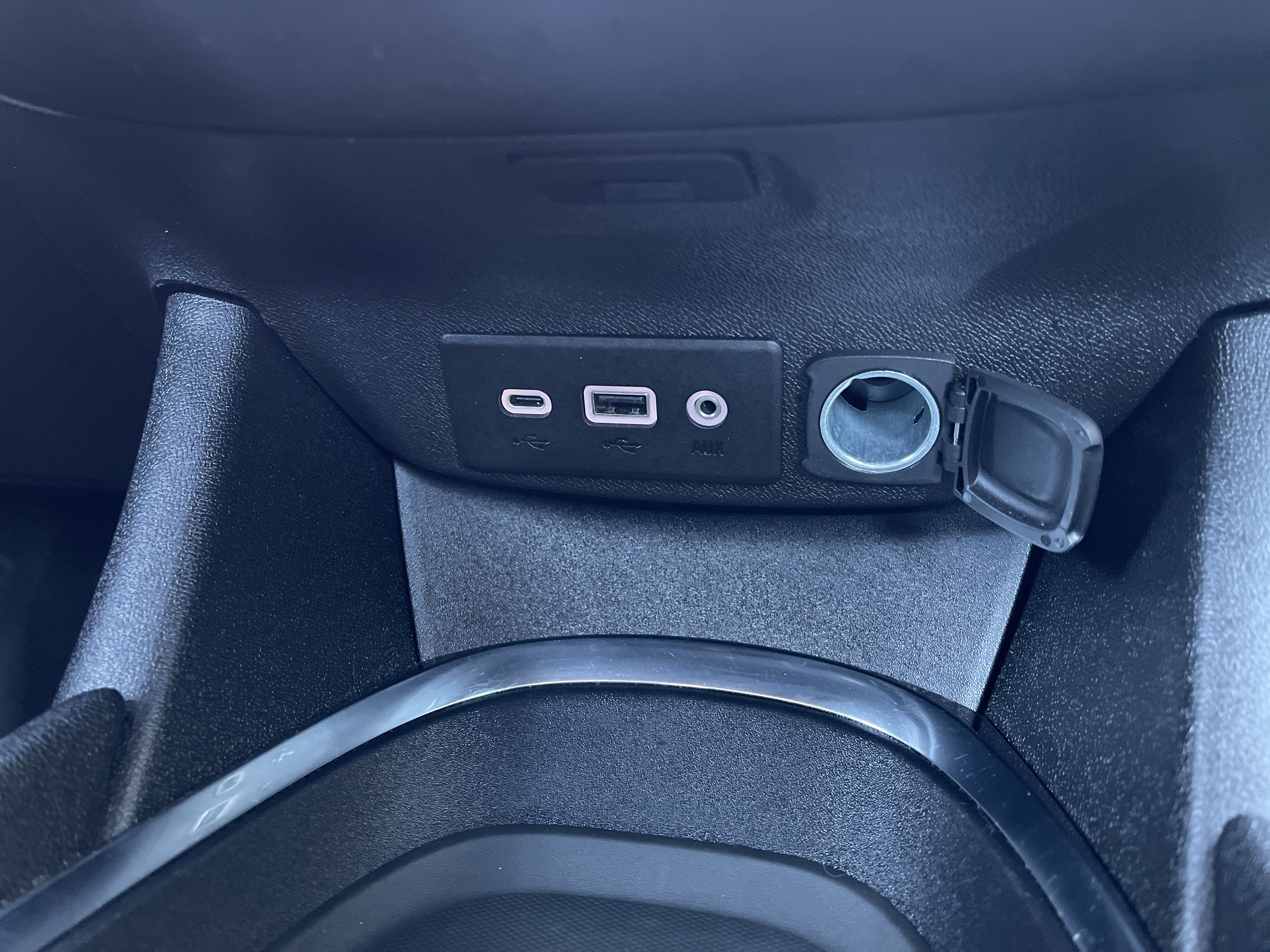 Used 2025 Chevrolet Malibu LT image 29